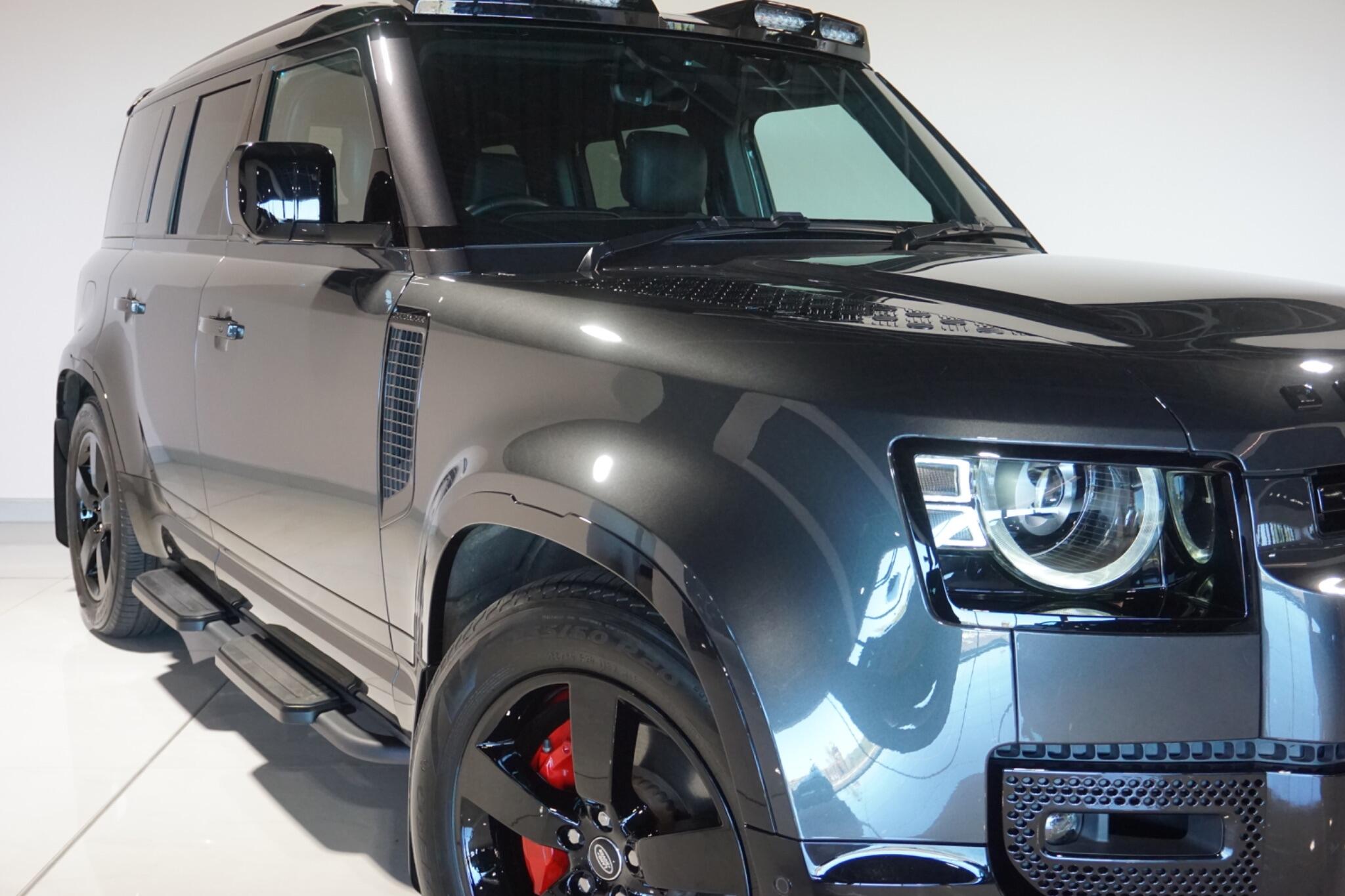 Land Rover Defender 110 3.0 D350 MHEV X-Dynamic HSE SUV 5dr Diesel Auto 4WD Euro 6 (s/s) (350 ps)